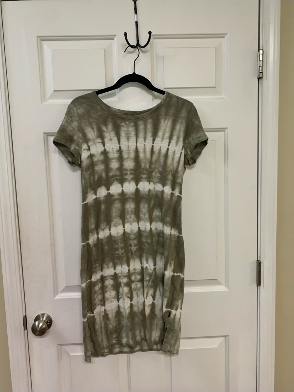 GAP Size Small Olive and White Tie-Dye Short Sleeve Summer Midi Dress